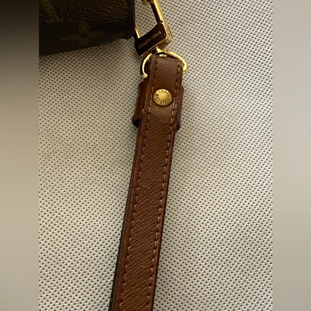 💥Auth Louis Vuitton vintage Orsay clutch. In amazing condition. - Picture 2 of 9